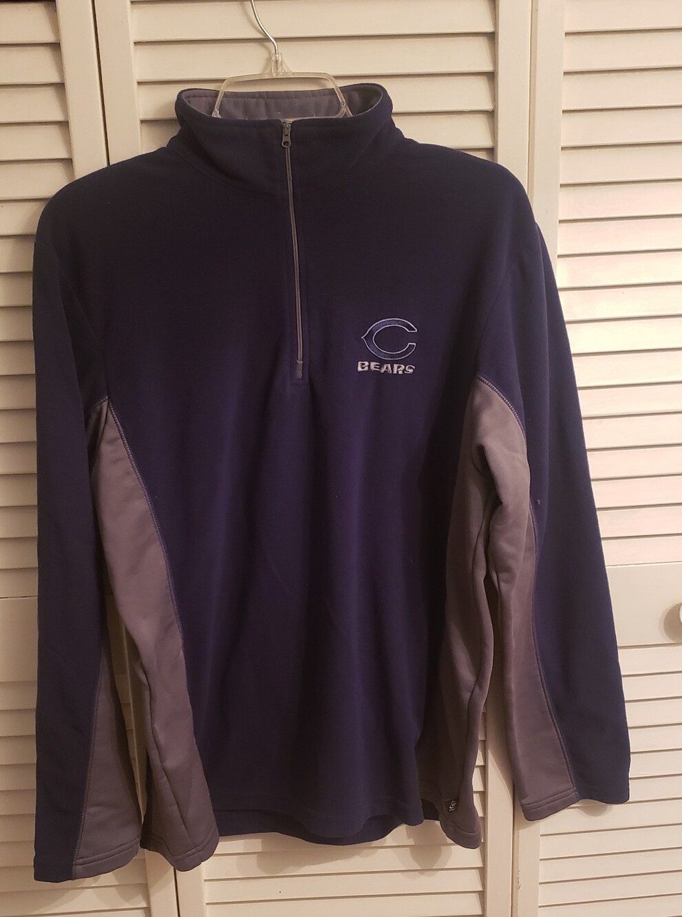 NFL Chicago Bears Team Apparel Navy and Gray Fleece Pullover